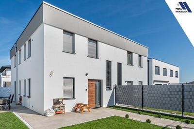 /international/at/horsching-upper-austria-310119995689/