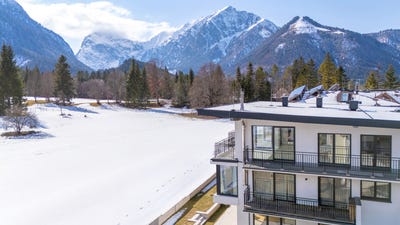 /international/at/pertisau-tyrol-310106737760/