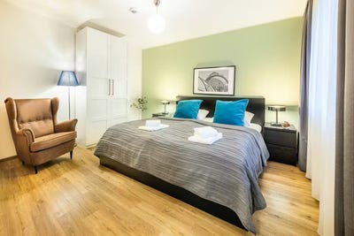 /international/at/lorystrasse-vienna-vienna-310093844382/