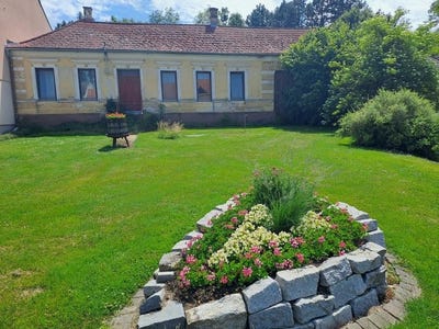 /international/at/grossrussbach-lower-austria-310120502940/