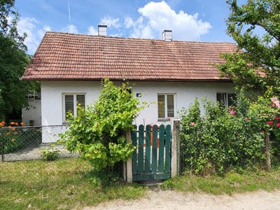 /international/at/neulengbach-lower-austria-310120504501/