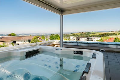 /international/at/tragwein-upper-austria-310120477976/