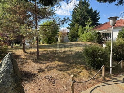 /international/at/strasshof-an-der-nordbahn-lower-austria-310120429879/