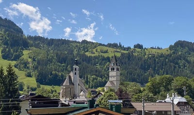 /international/at/kitzbuhel-tyrol-310120543339/