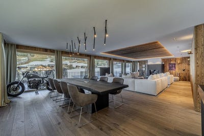 /international/at/kitzbuhel-tyrol-310109868184/