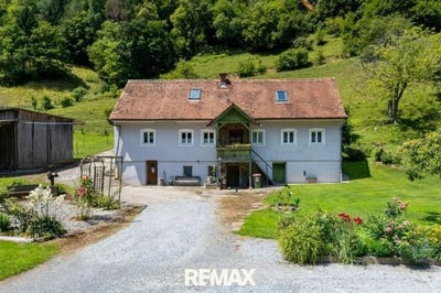 /international/at/graz-gosting-styria-310110413758/