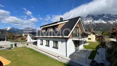 /international/at/niederoblarn-styria-310108049775/