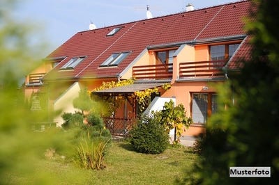/international/at/volksfestgasse-gols-burgenland-310101552451/?lang=it