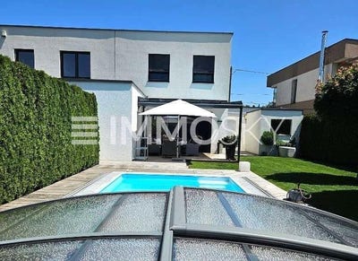 /international/at/linz-upper-austria-310108401097/