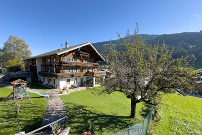 /international/at/jochberg-tyrol-310108318514/