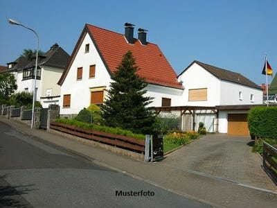 /international/at/veterinarstrasse-sattledt-upper-austria-310101279894/?lang=en