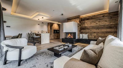 /international/at/brixen-im-thale-tyrol-310120478077/