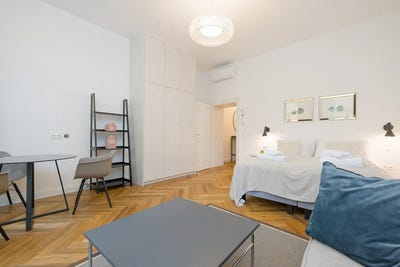 /international/at/alser-strasse-vienna-vienna-310101017784/?lang=en