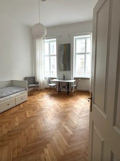/international/at/hainburger-strasse-vienna-vienna-310096770241/?lang=zh-cn