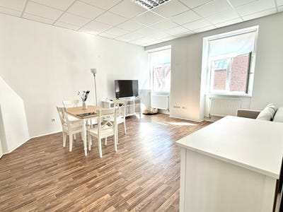 /international/at/wiener-neustadt-lower-austria-310100874953/