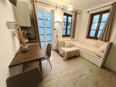/international/at/schaumannstrasse-korneuburg-lower-austria-310108642624/