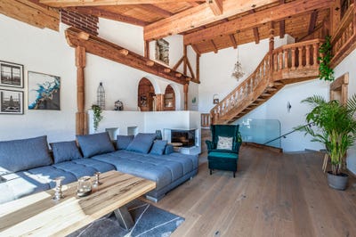 /international/at/kitzbuhel-tyrol-310103453239/