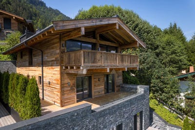 /international/at/kitzbuhel-tyrol-310120546791/