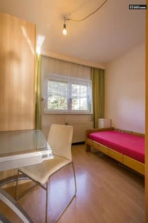 /international/at/triestinggasse-vienna-vienna-310108082416/
