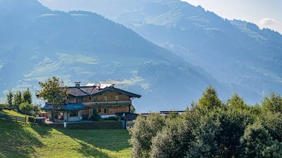 /international/at/aurach-tyrol-310110426233/