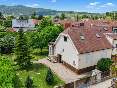 /international/at/mollersdorf-lower-austria-310120567590/