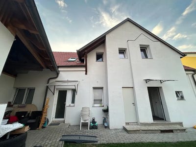 /international/at/sankt-polten-land-lower-austria-310102456771/