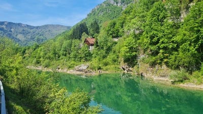 /international/at/weyer-upper-austria-310108591953/