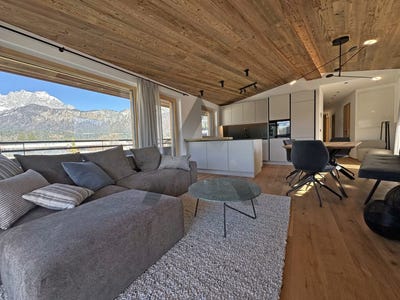 /international/at/st-johann-in-tirol-tyrol-310120547324/