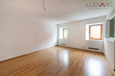/international/at/hall-in-tirol-tyrol-310120595682/