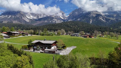 /international/at/going-am-wilden-kaiser-tyrol-310103451906/