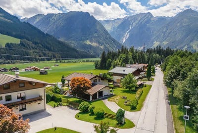 /international/at/neukirchen-am-grossvenediger-salzburg-310120428943/