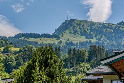 /international/at/kitzbuhel-tyrol-310105533371/