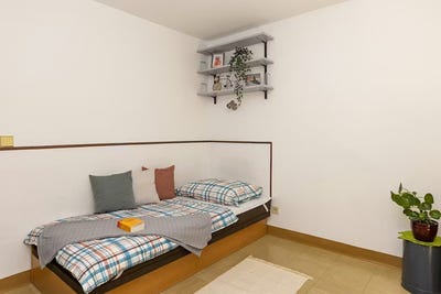/international/at/starkfriedgasse-vienna-vienna-310106739287/
