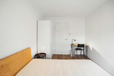 /international/at/waagner-biro-strasse-graz-styria-310108083843/