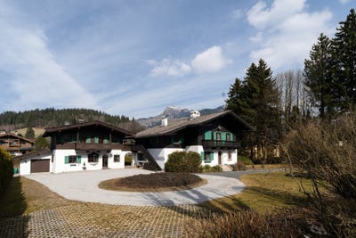 /international/at/kitzbuhel-tyrol-310109580435/