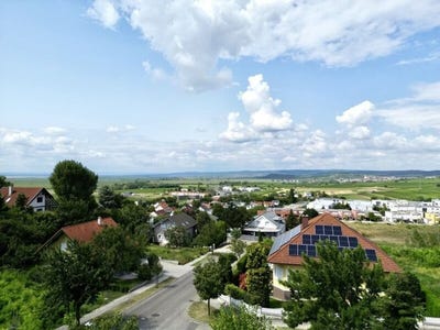 /international/at/neusiedl-am-see-burgenland-310109880136/