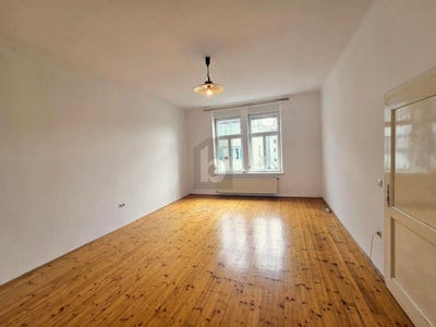 /international/at/graz-styria-310108284171/