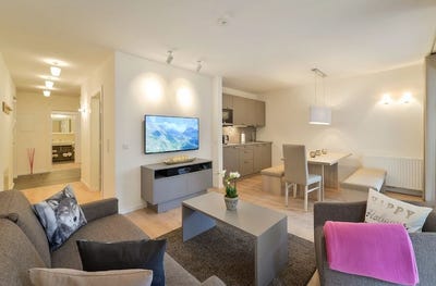 /international/at/st-johann-im-pongau-salzburg-310109868099/