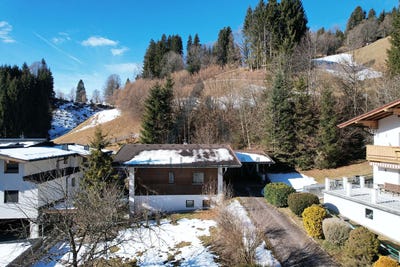 /international/at/brixen-im-thale-tyrol-310107943706/