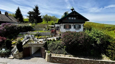 /international/at/wiesmath-lower-austria-310108263292/