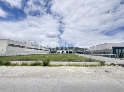/international/at/gumpoldskirchen-lower-austria-310108921848/