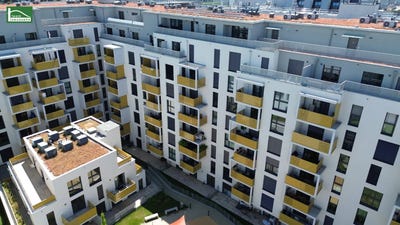 /international/at/vienna-vienna-310120676624/