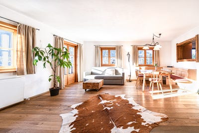 /international/at/kitzbuhel-tyrol-310105536634/