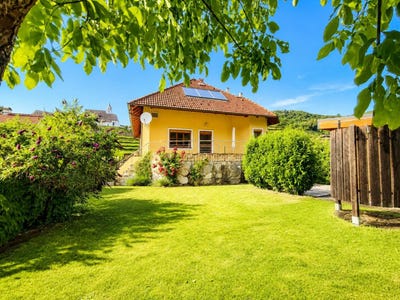 /international/at/senftenberg-lower-austria-310120501708/
