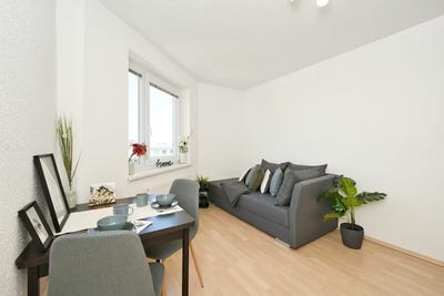 /international/at/simmeringer-hauptstrasse-vienna-vienna-310107942317/