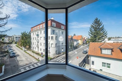 /international/at/klosterneuburg-lower-austria-310120567926/