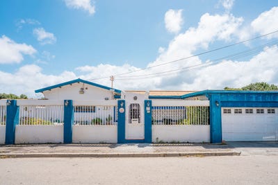 /international/aw/23-bontemantelstraat-oranjestad-oranjestad-310108968856/