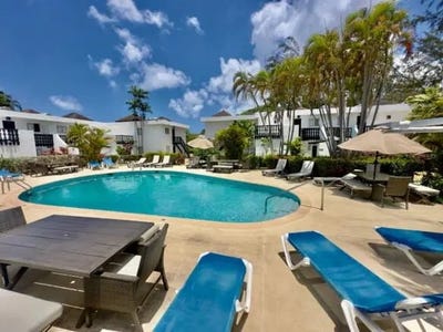 /international/bb/rockley-resort-christ-church-christ-church-christ-church-310108036155/