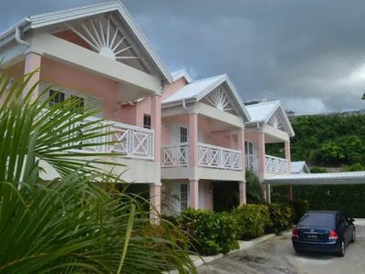 /international/bb/kasaka-townhouses-goblin-estate-christ-church-christ-church-christ-church-310101105234/