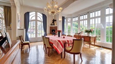 /international/be/uccle-brussels-310108270604/